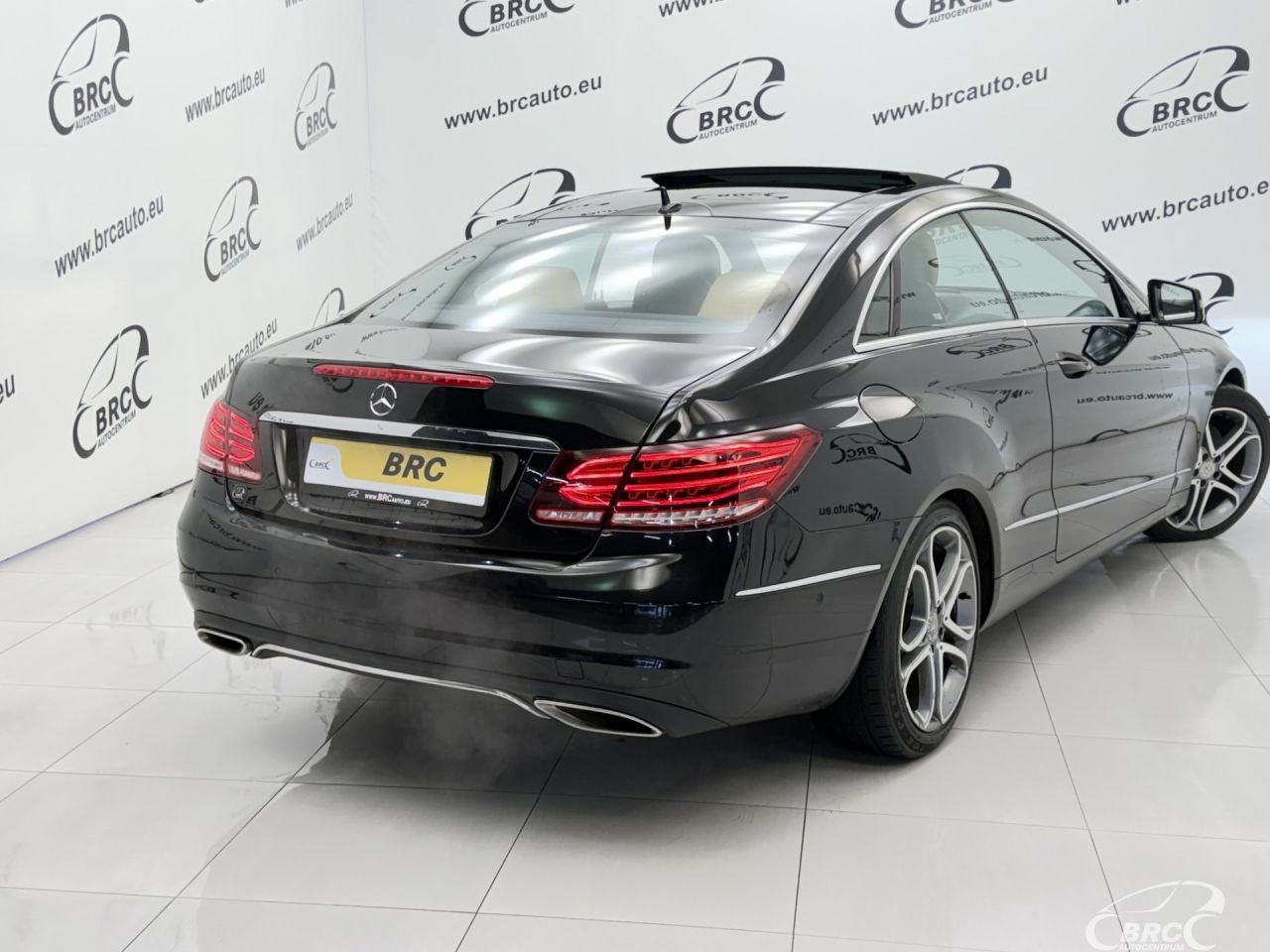 Mercedes-Benz E220 | 38