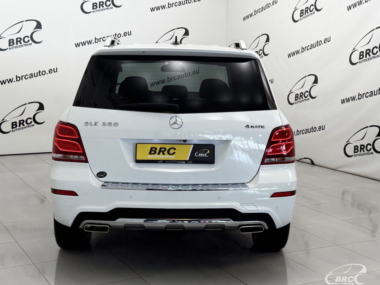 Mercedes-Benz GLK350 | 45
