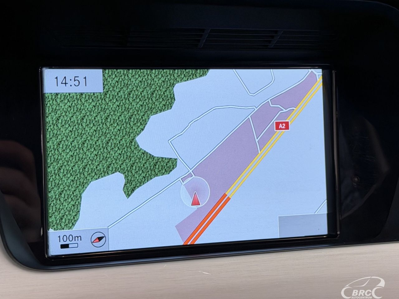 Mercedes-Benz GLK350 | 31