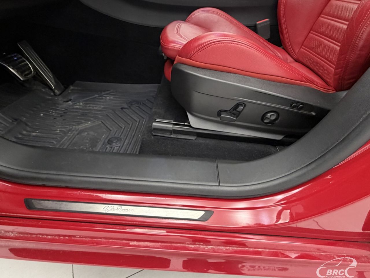 Alfa Romeo Stelvio | 24