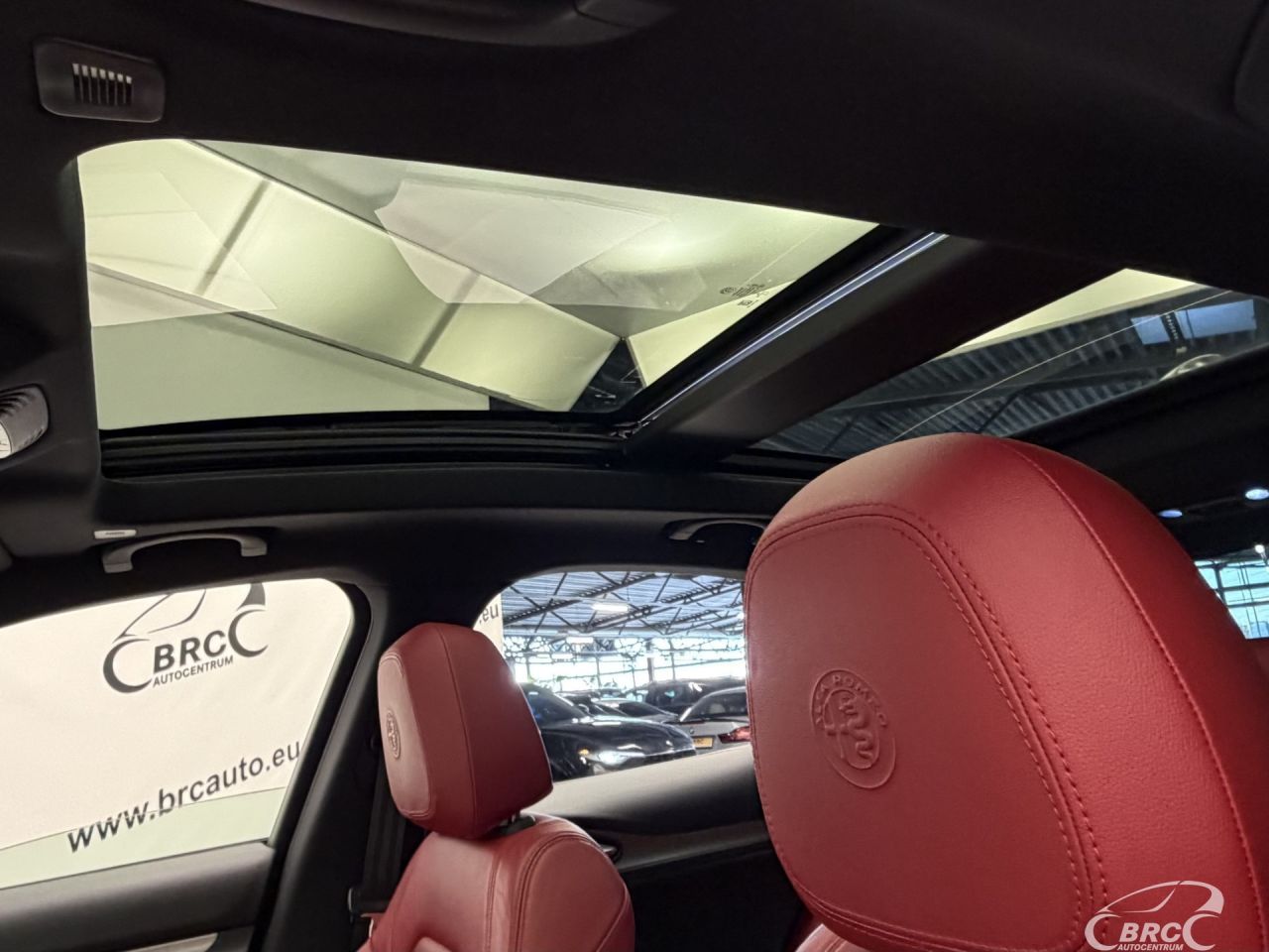 Alfa Romeo Stelvio | 27