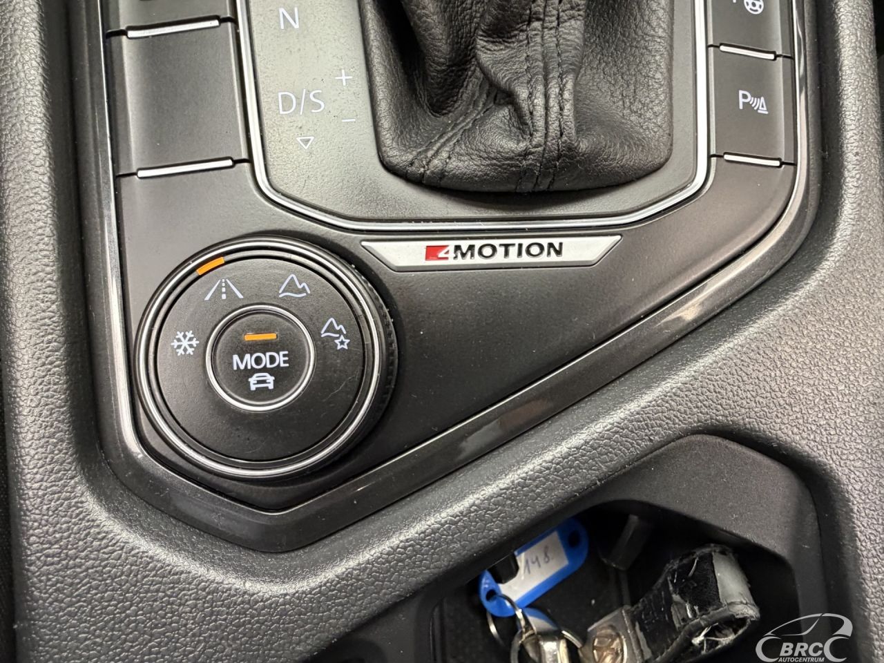 Volkswagen Tiguan | 25