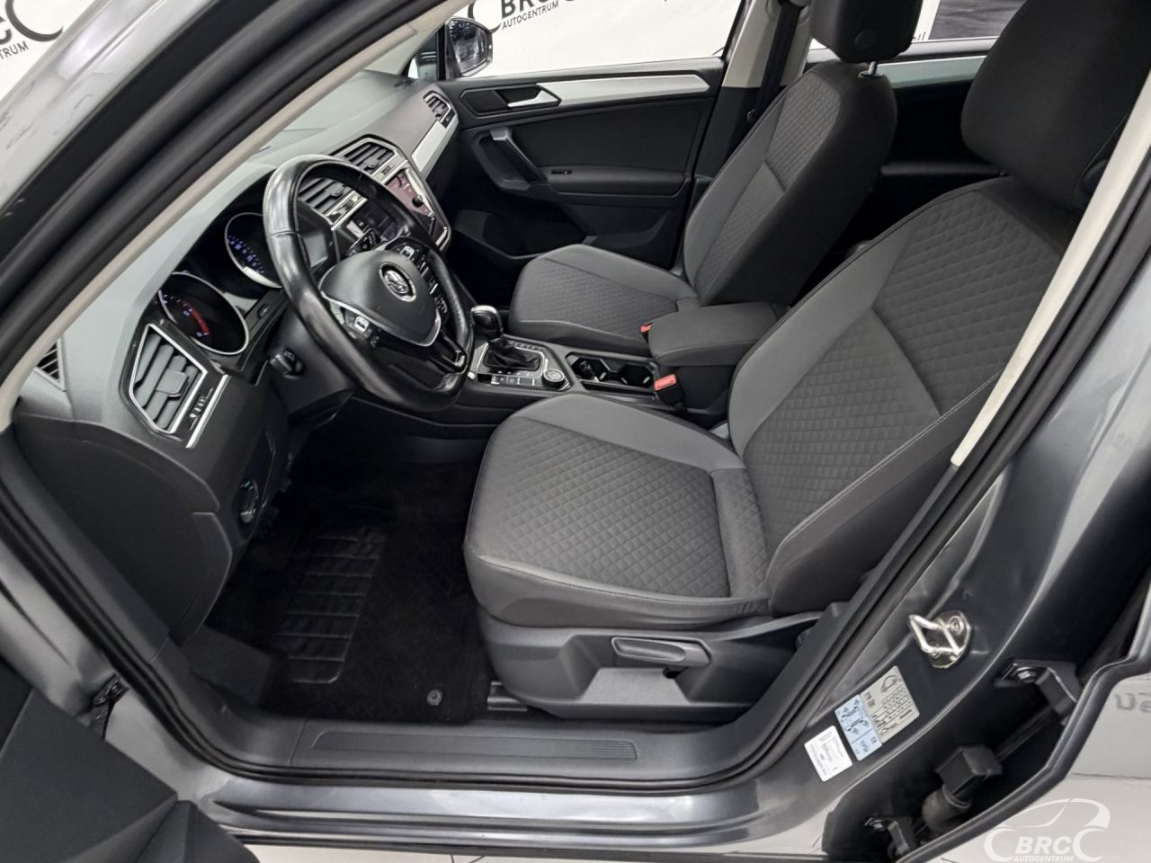 Volkswagen Tiguan | 20