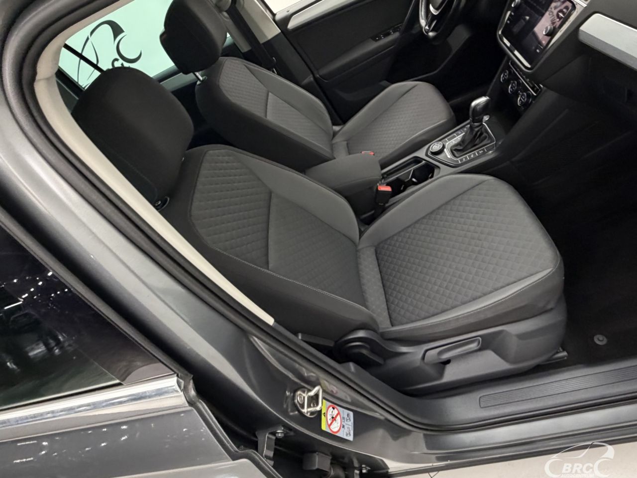 Volkswagen Tiguan | 4