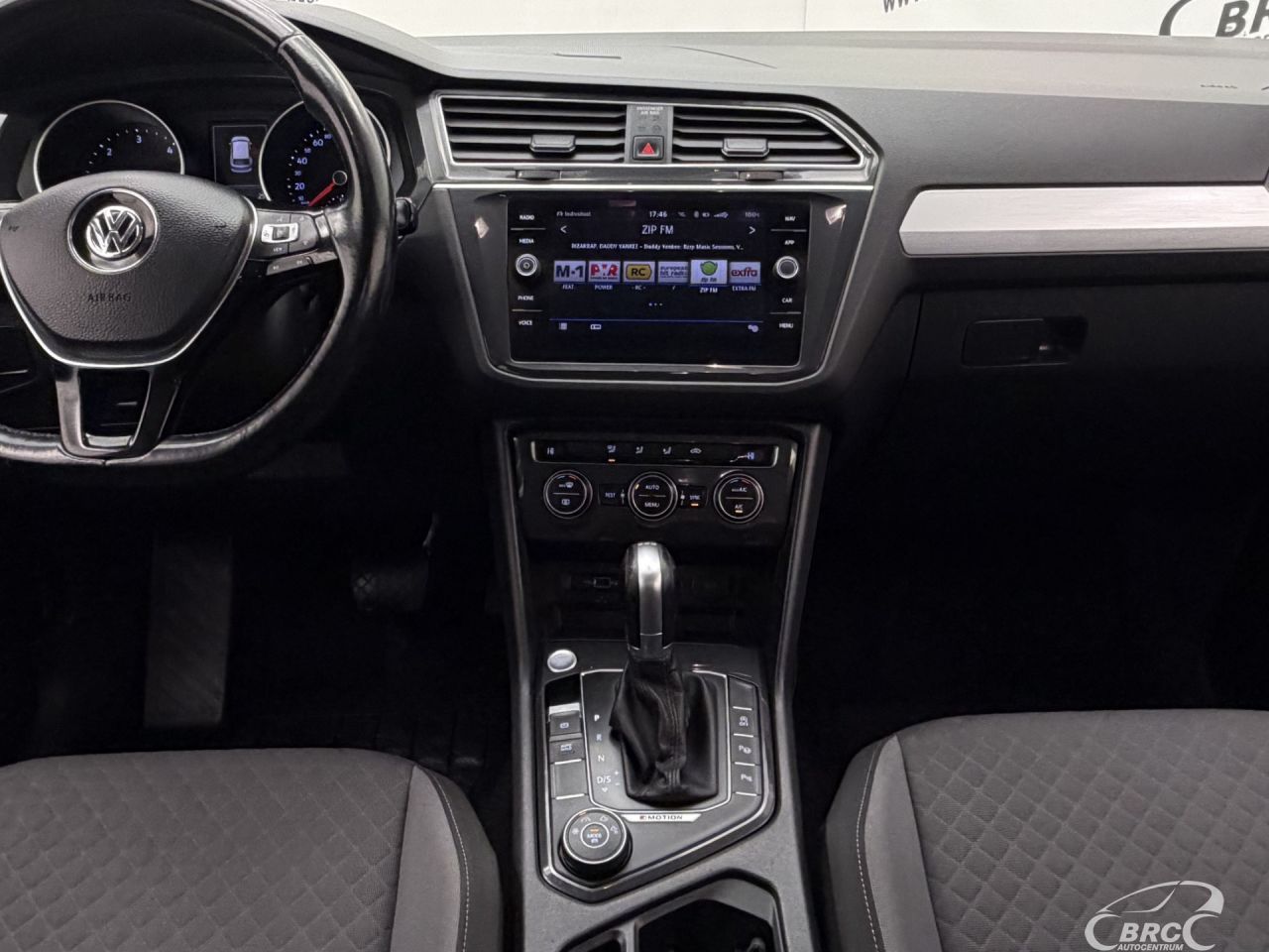 Volkswagen Tiguan | 14