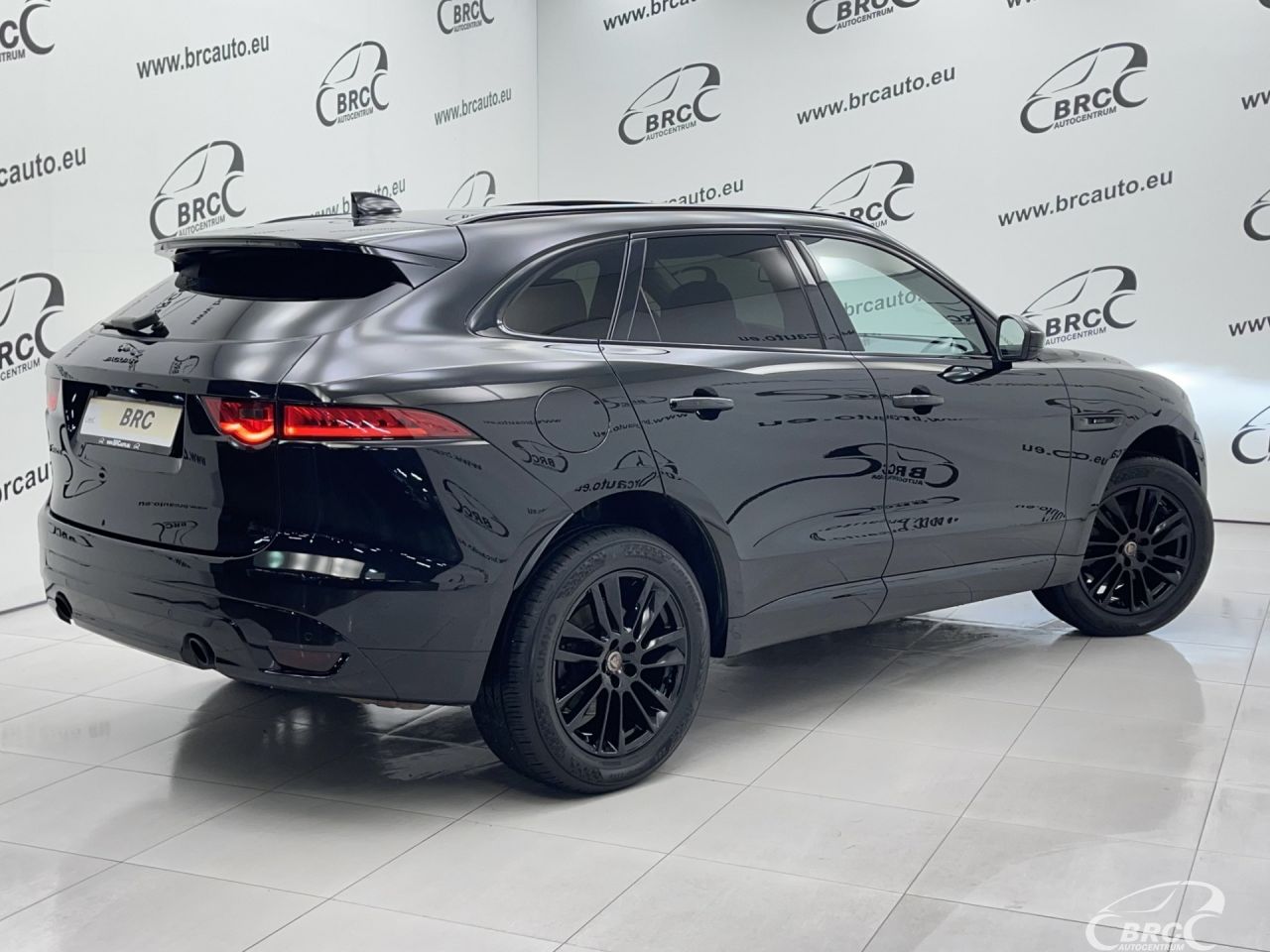 Jaguar F-Pace | 1