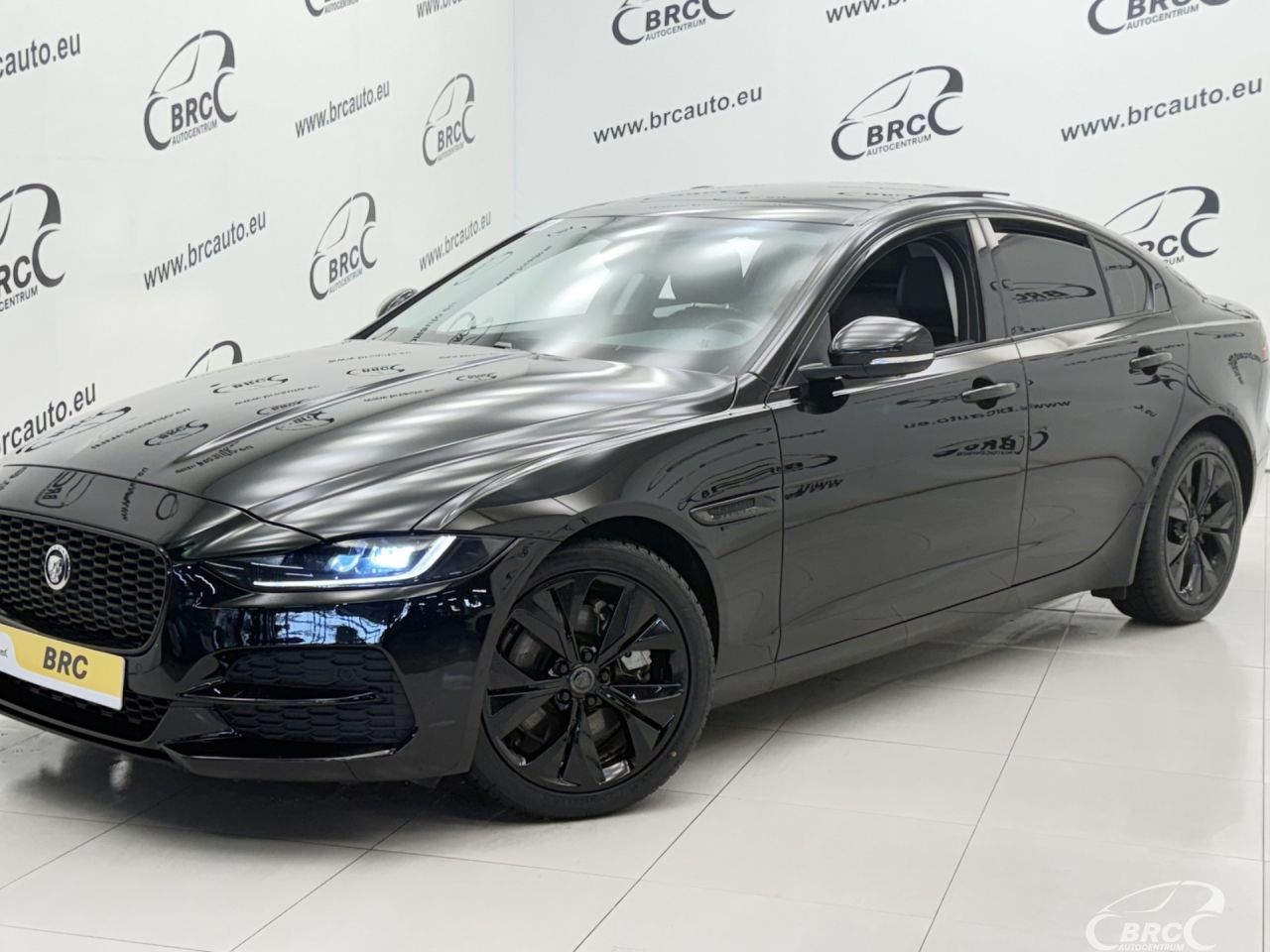 Jaguar XE | 0