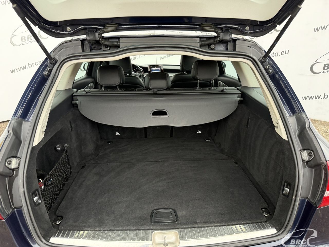 Mercedes-Benz C250 | 12
