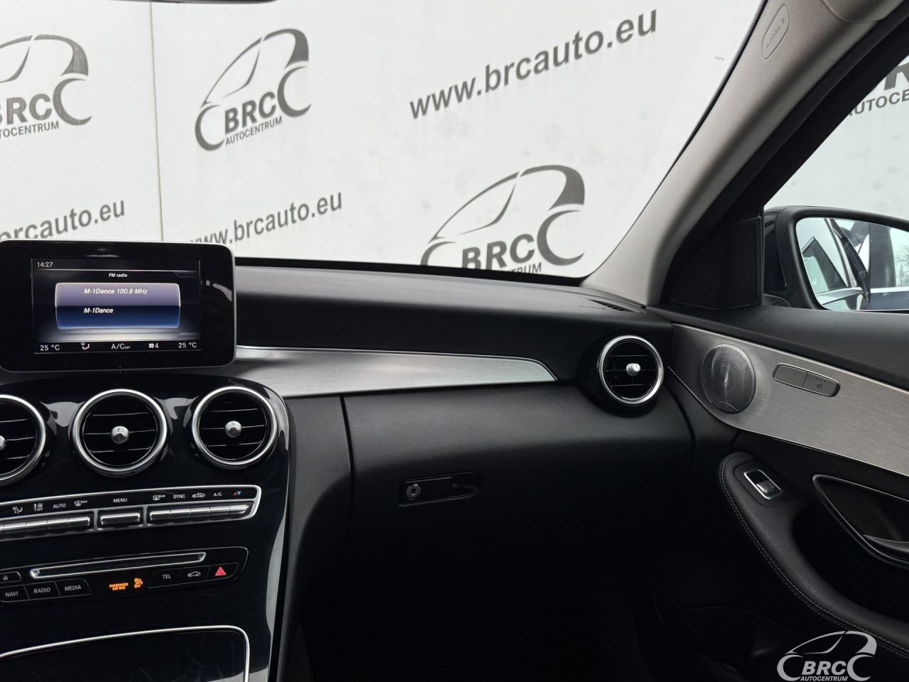 Mercedes-Benz C250 | 4
