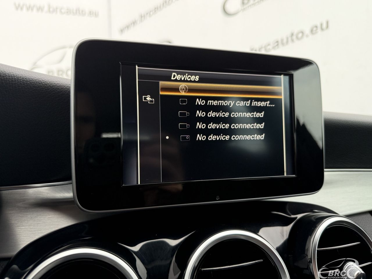 Mercedes-Benz C250 | 32