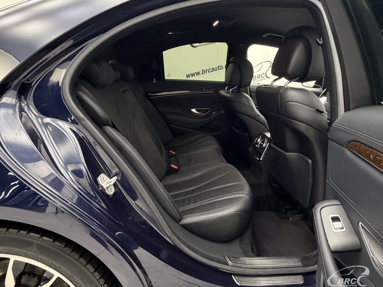 Mercedes-Benz S350 | 9