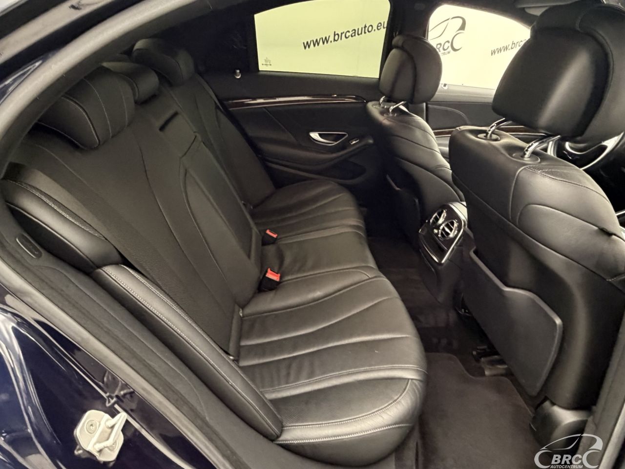 Mercedes-Benz S350 | 10