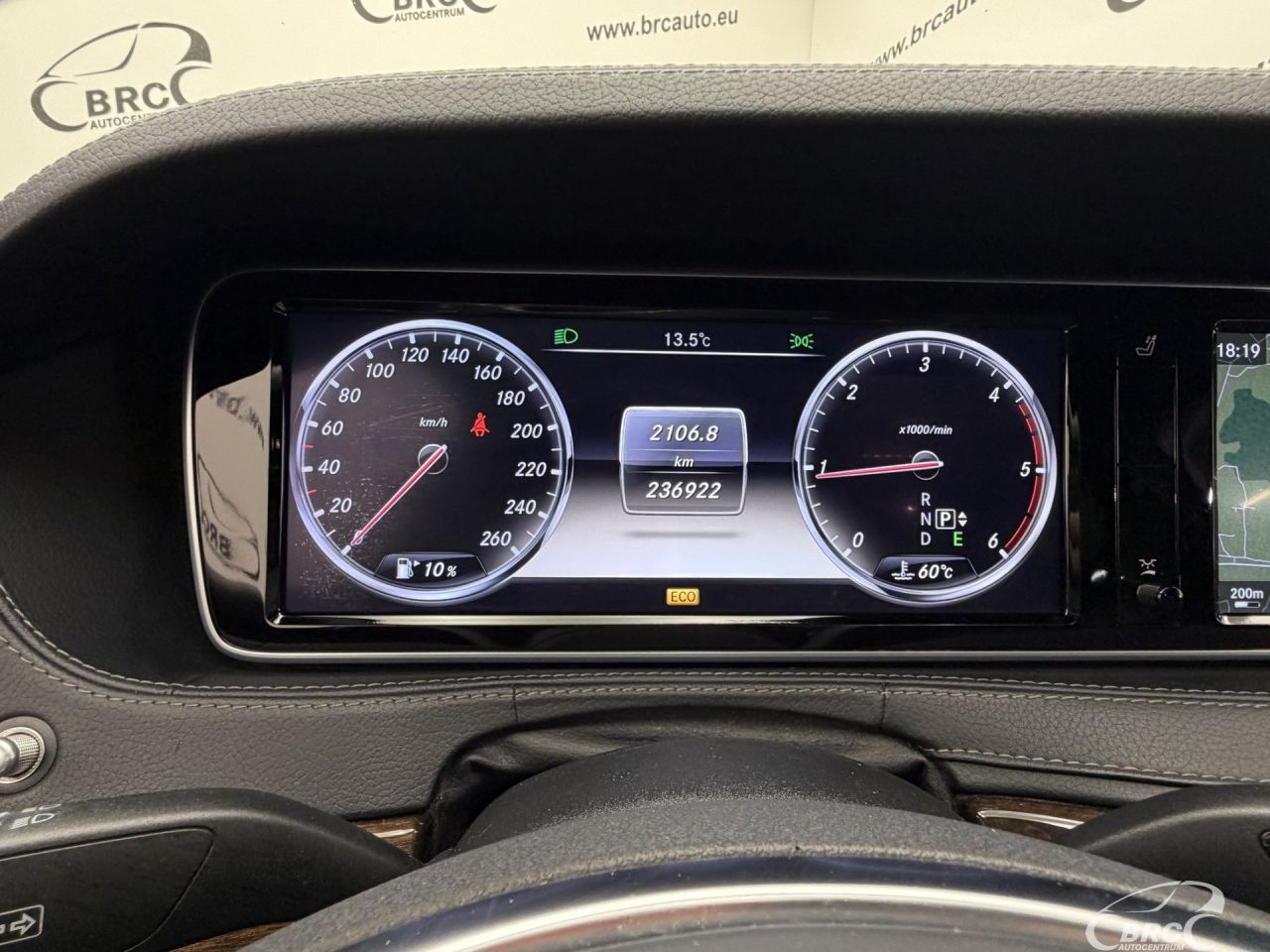 Mercedes-Benz S350 | 33