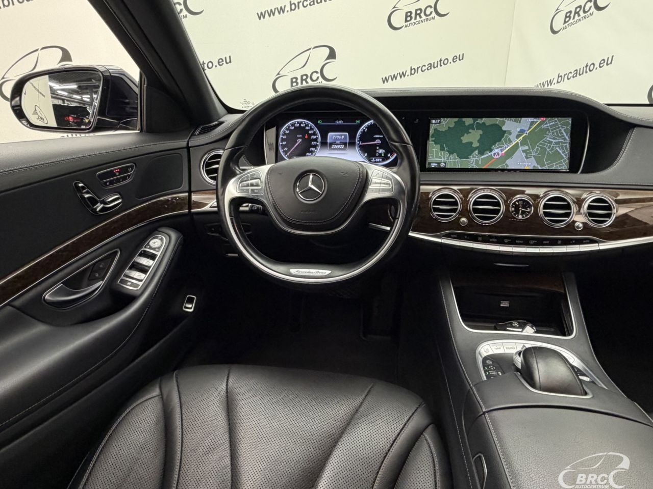 Mercedes-Benz S350 | 12