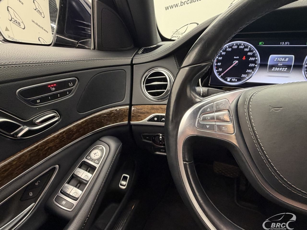 Mercedes-Benz S350 | 30