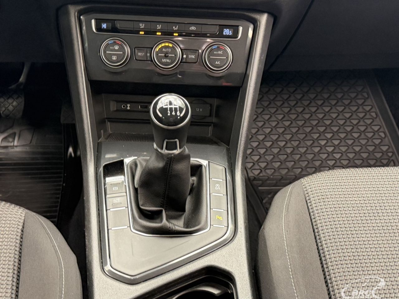 Volkswagen Tiguan | 17