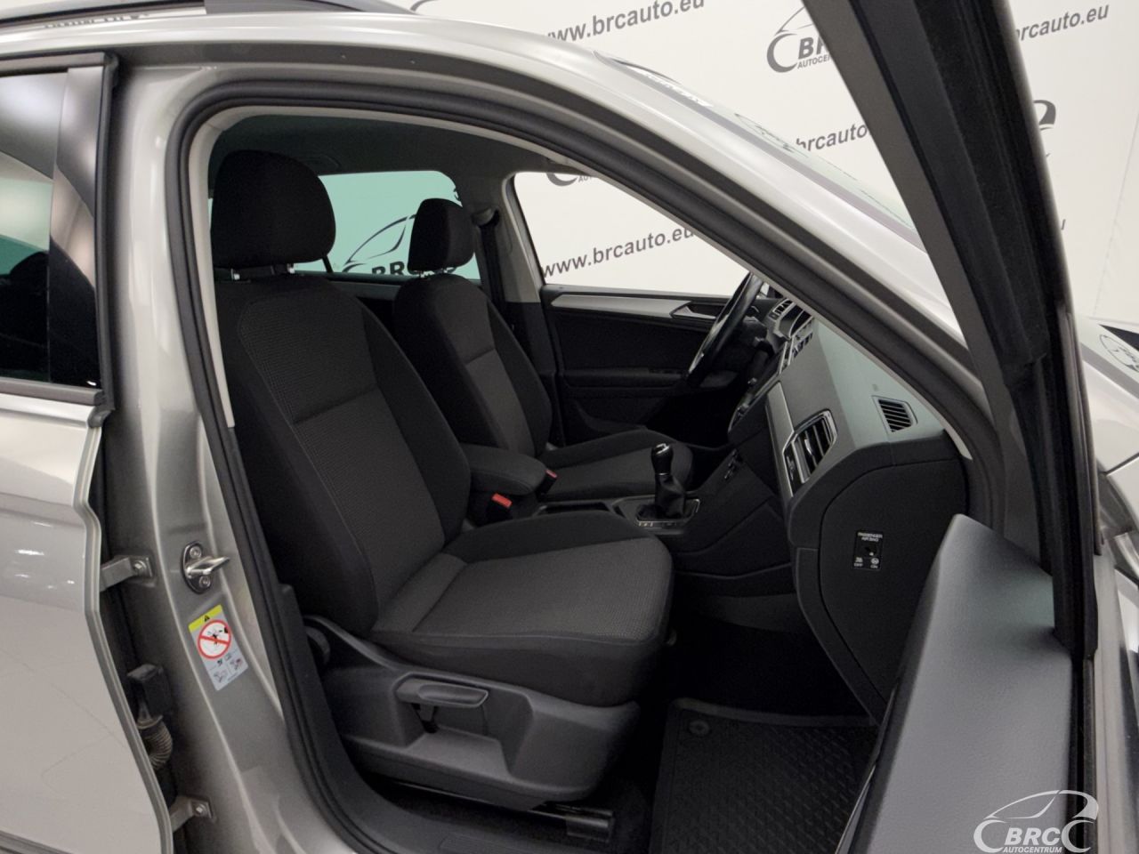 Volkswagen Tiguan | 6