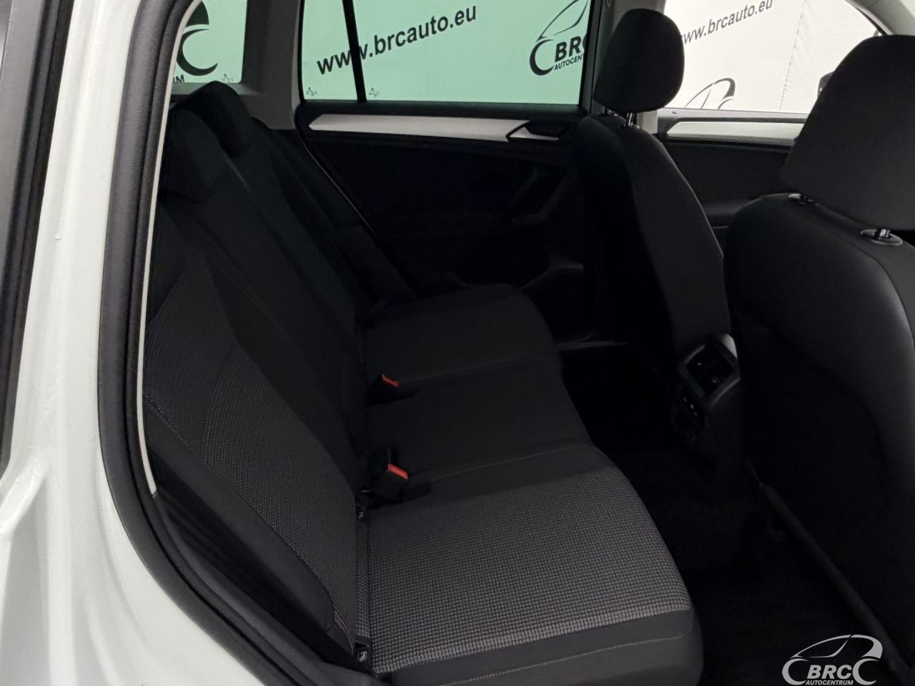 Volkswagen Tiguan | 9