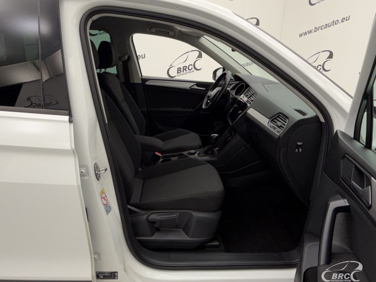 Volkswagen Tiguan | 3