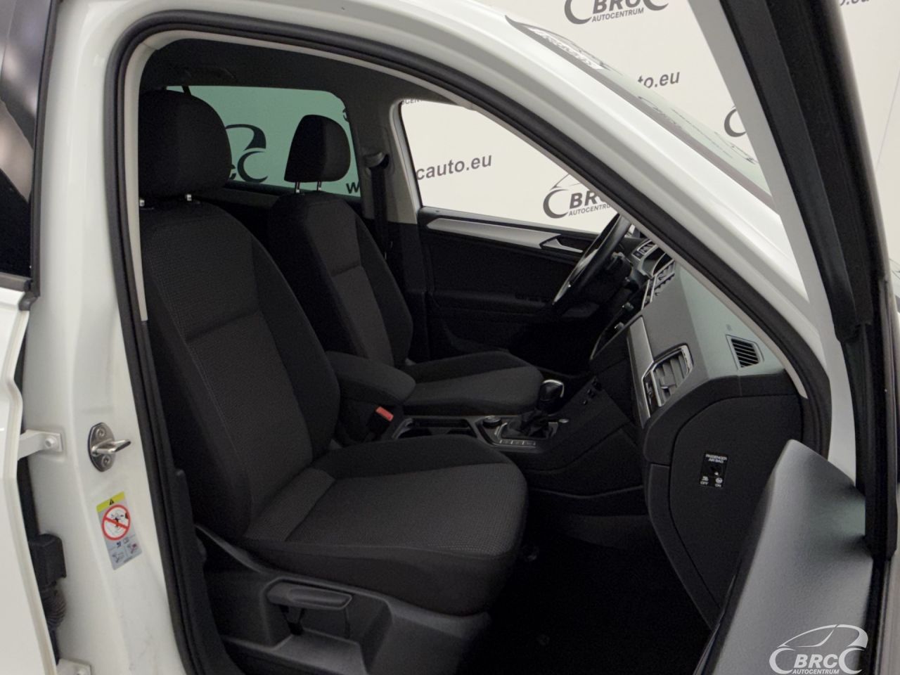 Volkswagen Tiguan | 6