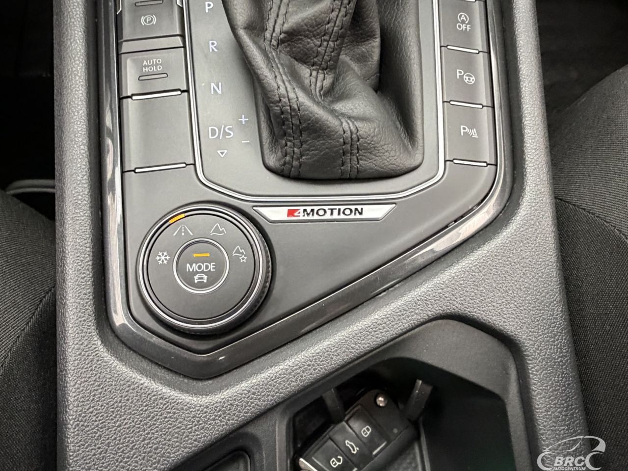 Volkswagen Tiguan | 25