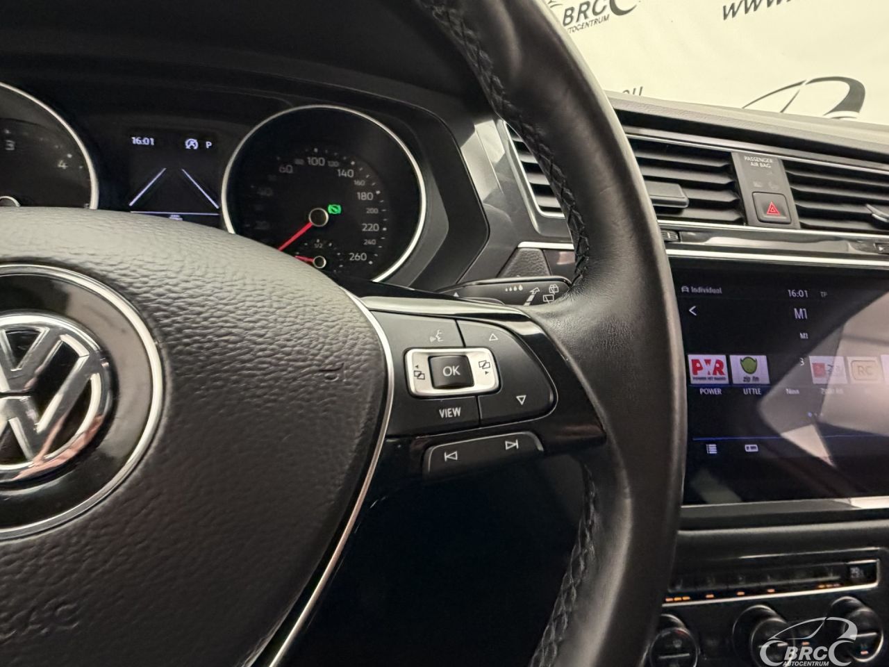 Volkswagen Tiguan | 29