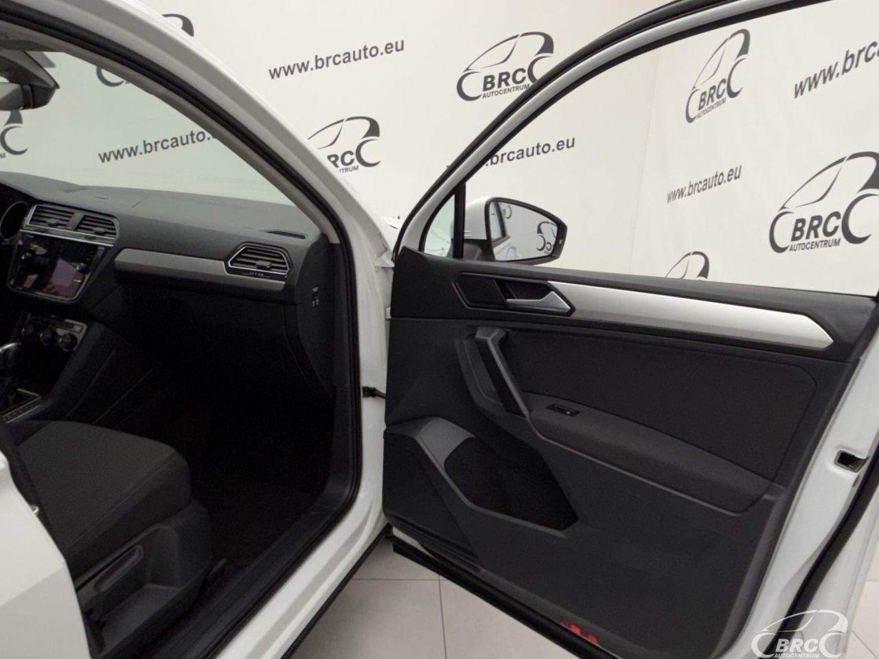 Volkswagen Tiguan | 7