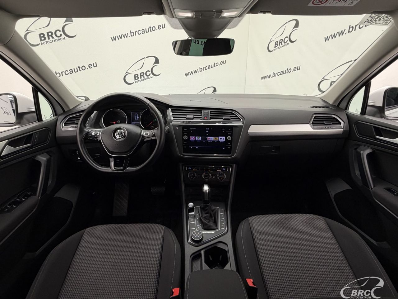 Volkswagen Tiguan | 2