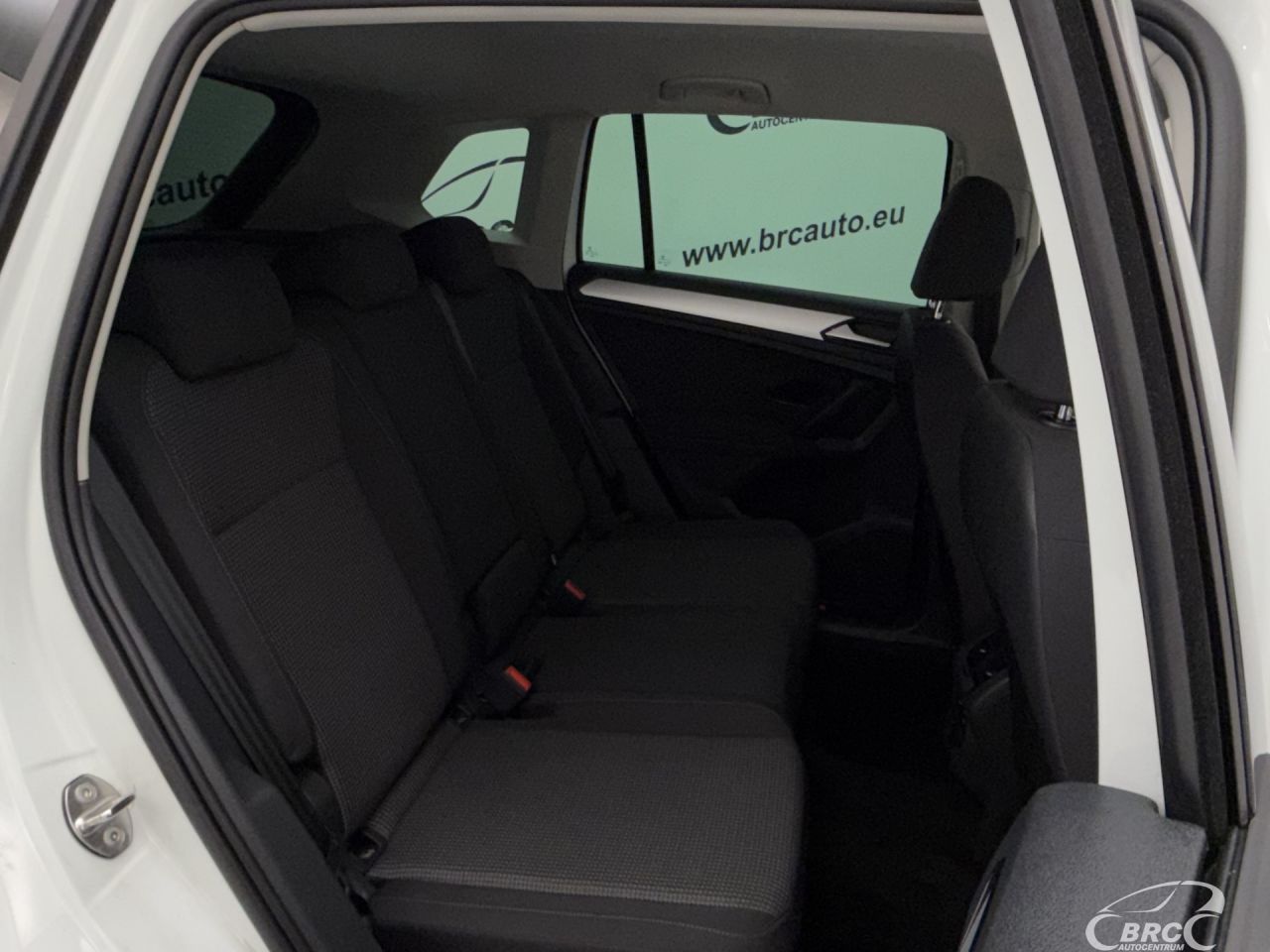 Volkswagen Tiguan | 10