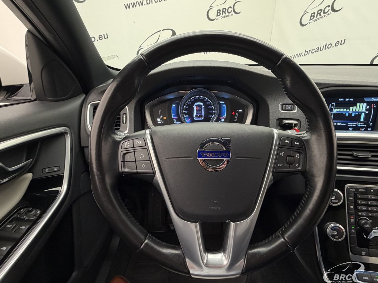 Volvo V60 | 29