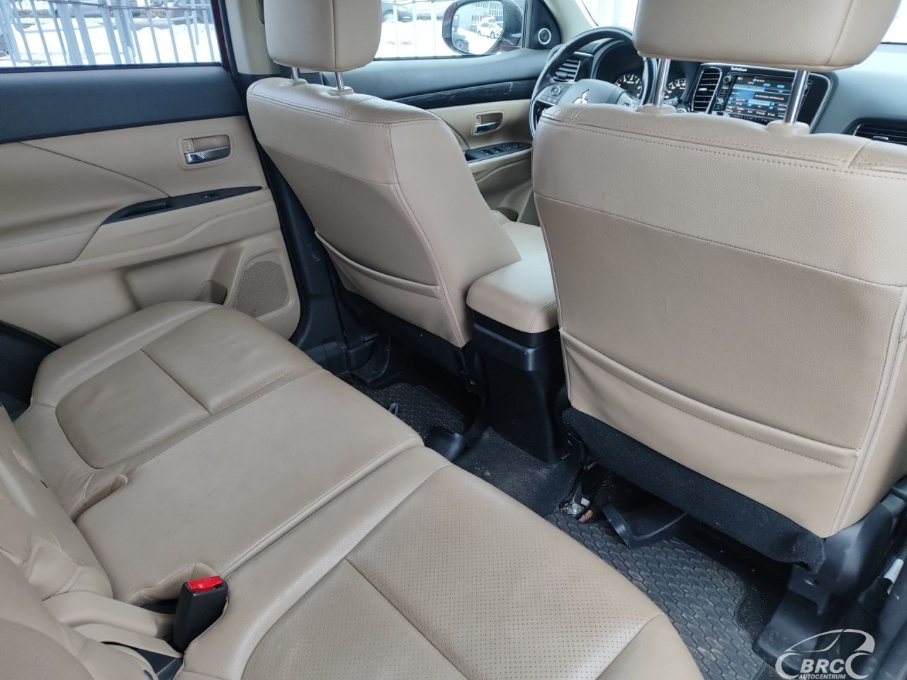 Mitsubishi Outlander | 10