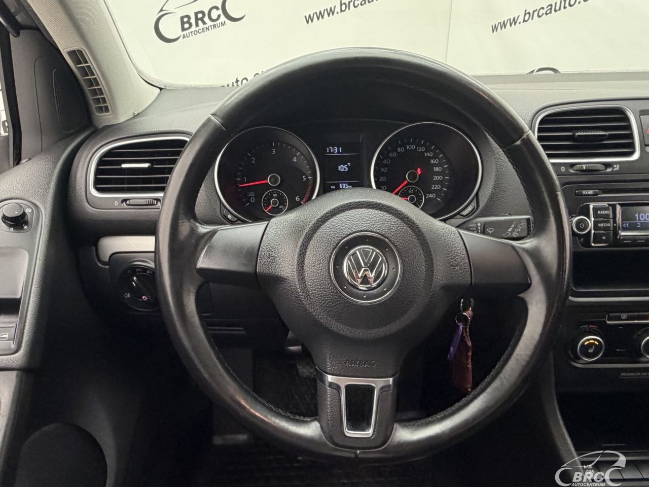 Volkswagen Golf | 25