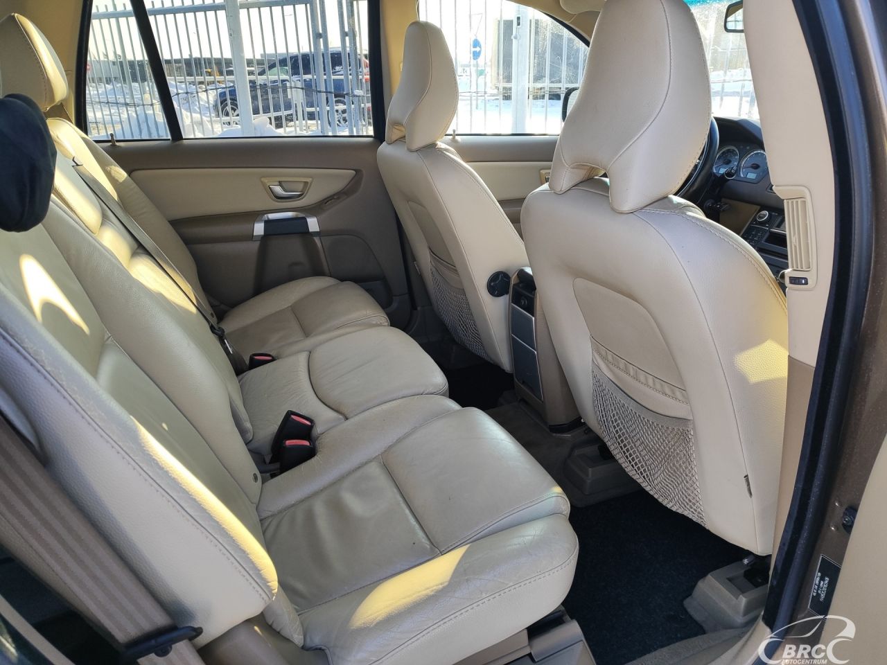 Volvo XC90 | 9