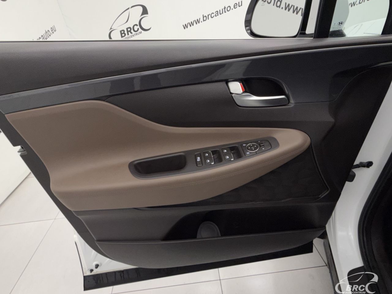 Hyundai Santa Fe | 18