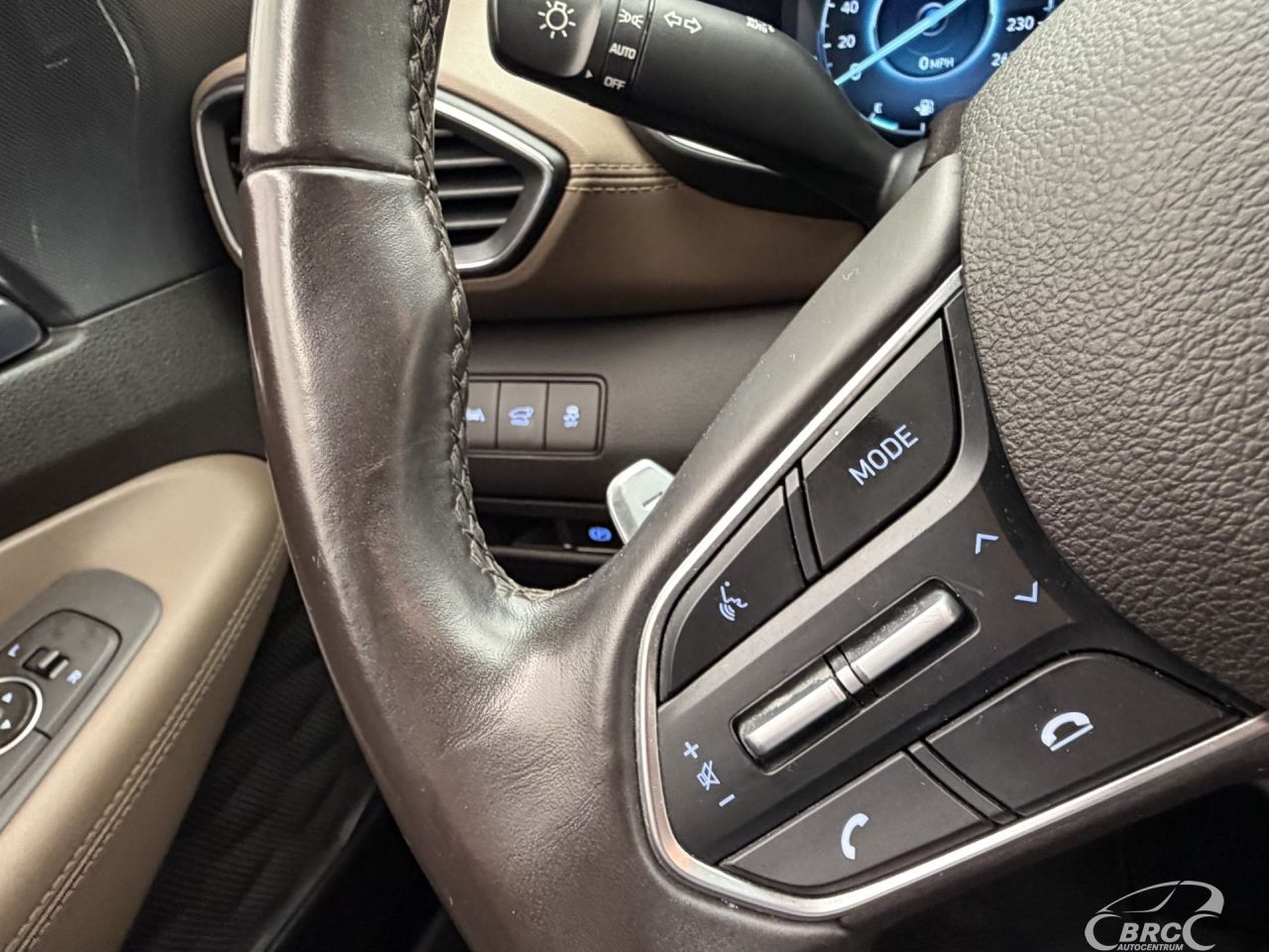 Hyundai Santa Fe | 30