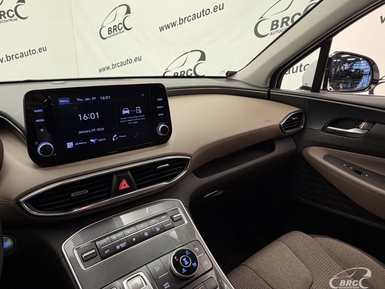 Hyundai Santa Fe | 25