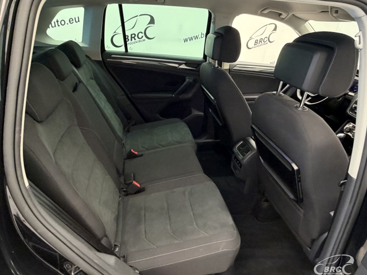 Volkswagen Tiguan | 18
