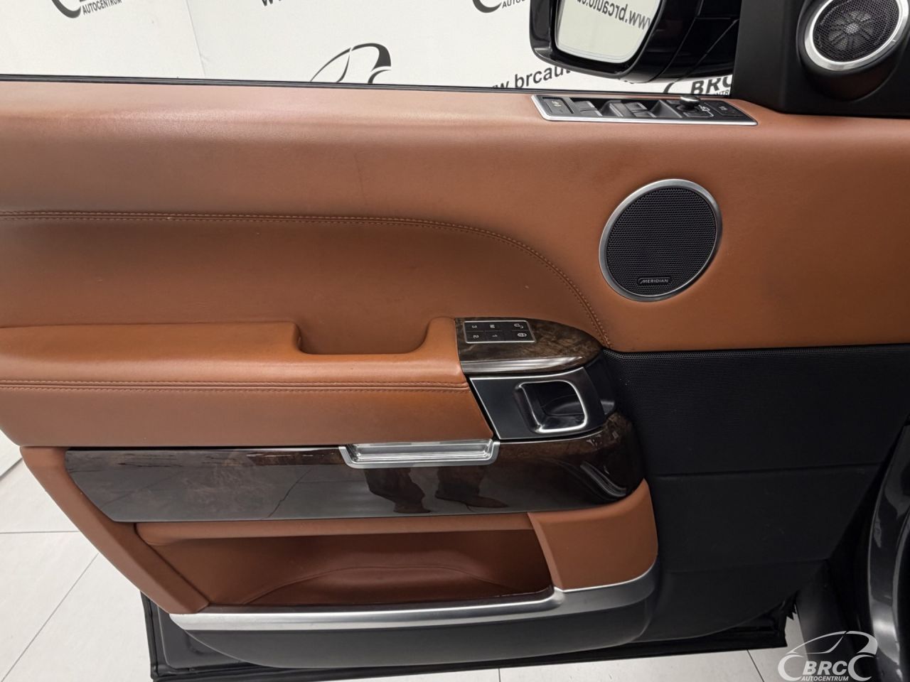 Land Rover Range Rover | 22