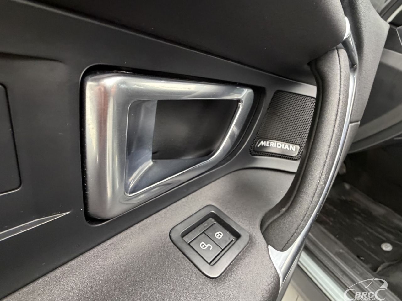 Land Rover Discovery | 19