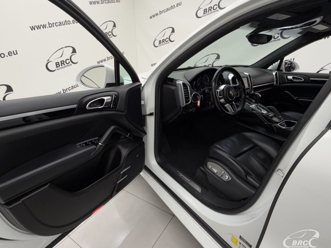 Porsche Cayenne | 18