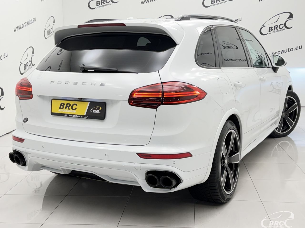 Porsche Cayenne | 48