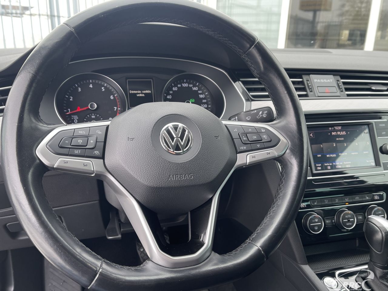 Volkswagen Passat | 18