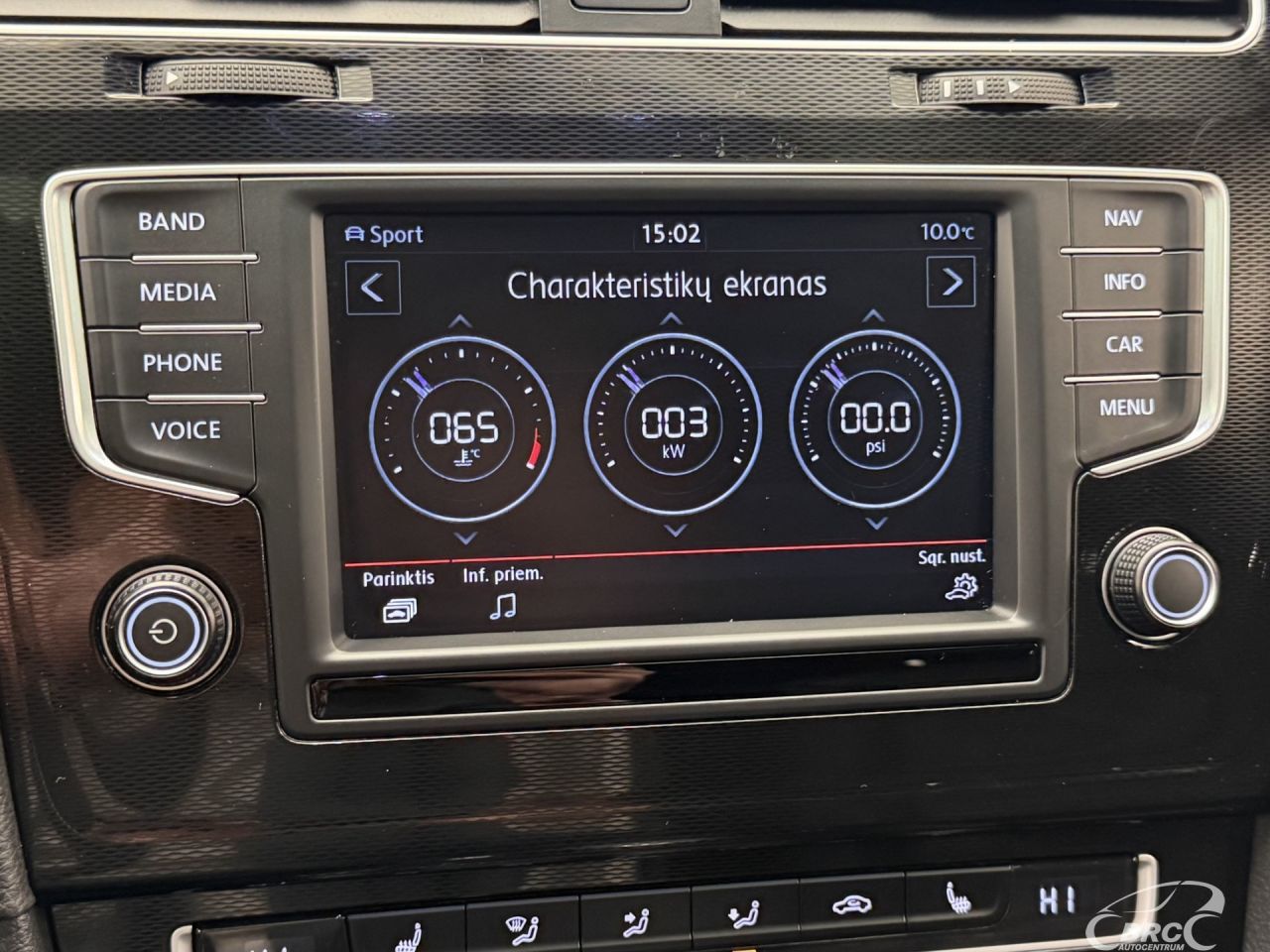 Volkswagen Golf | 37