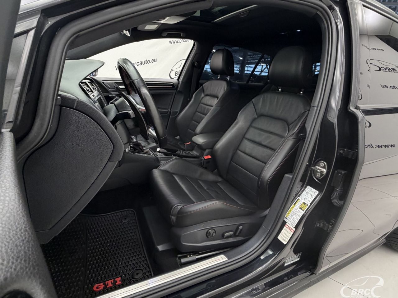 Volkswagen Golf | 21