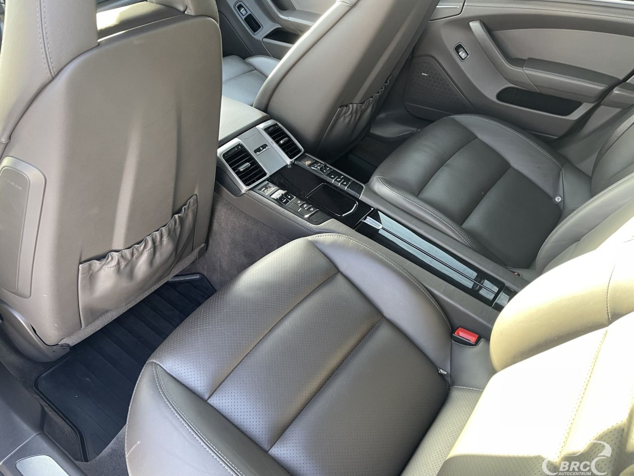 Porsche Panamera | 14