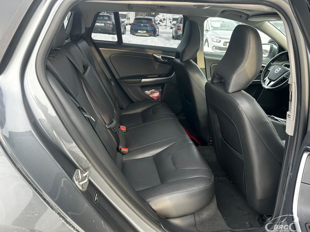 Volvo V60 | 8