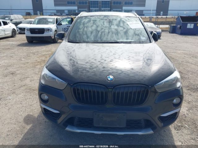 BMW X1 | 11