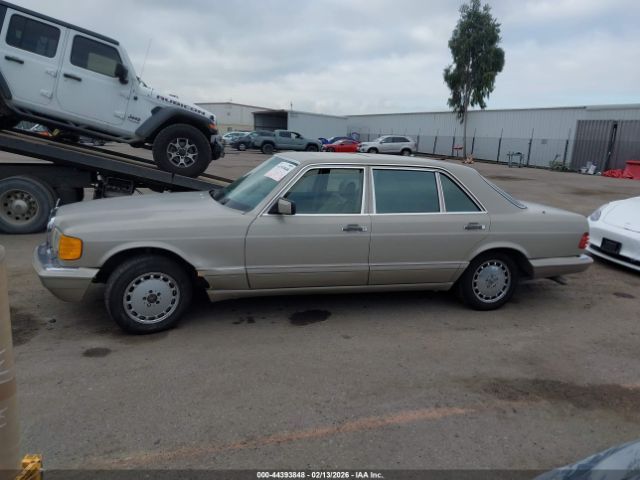 Mercedes-Benz 560 | 14