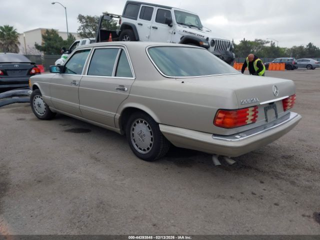 Mercedes-Benz 560 | 2