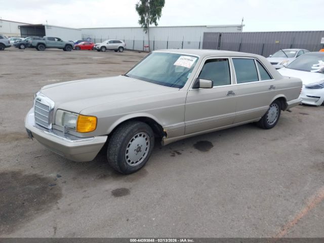 Mercedes-Benz 560 | 1